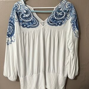 Boston Proper Beautiful White and Blue Tunic size large